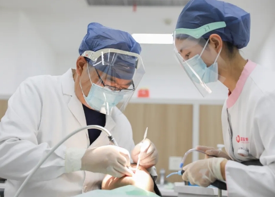 全國愛牙日：全生命周期守護(hù)，讓健康從“齒”開始